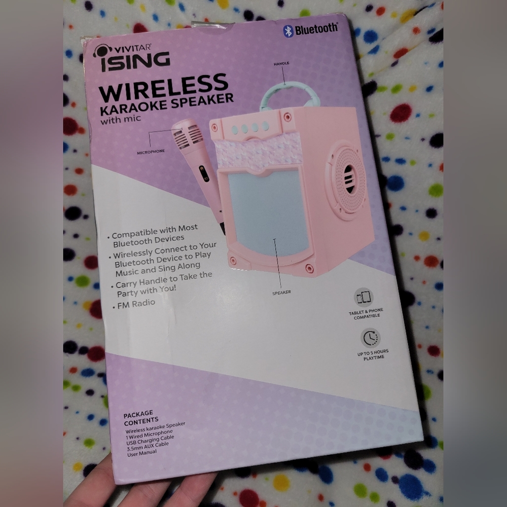 Wireless Karaoke Mic & machine!